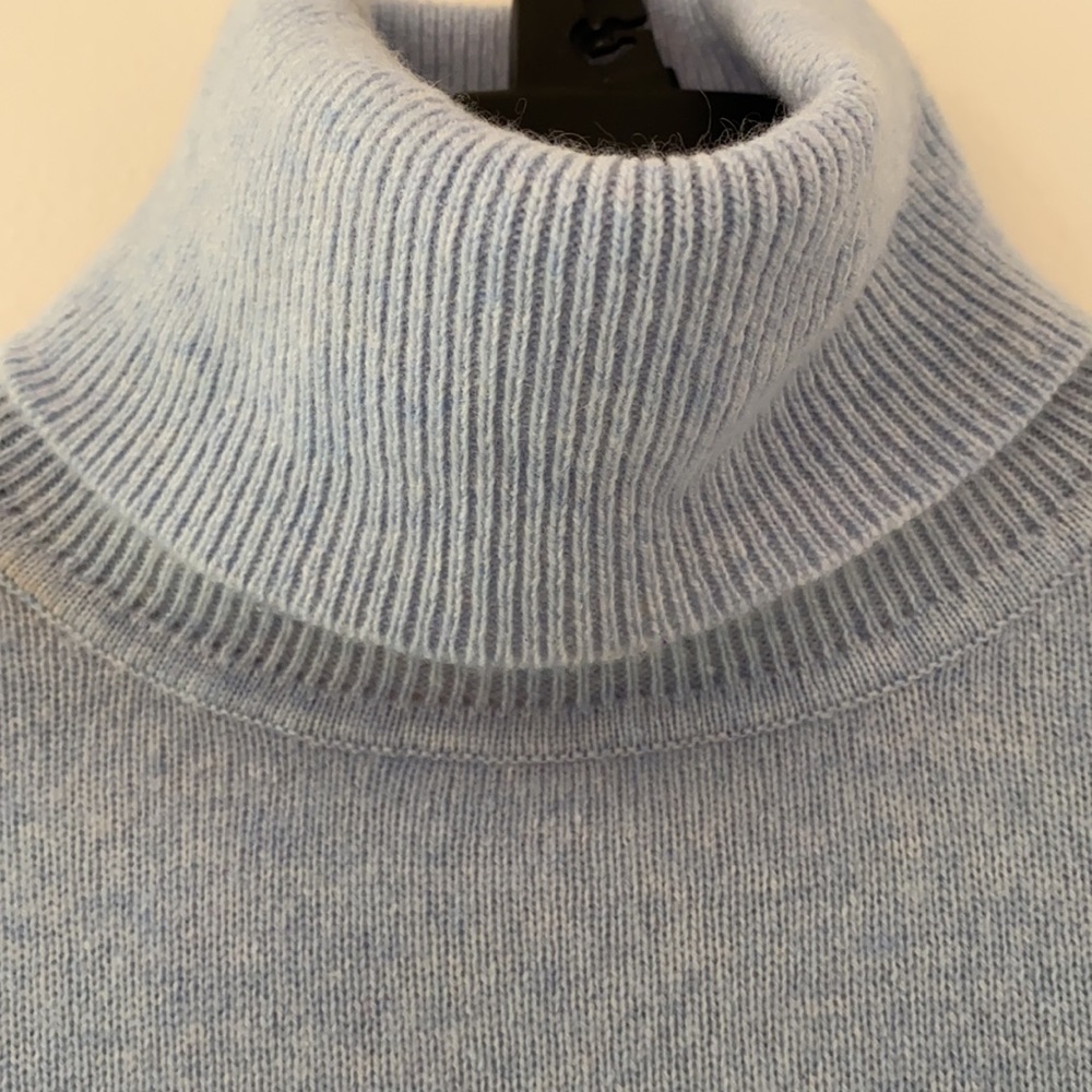MK Cashmere Turtleneck Sweater 🪡
